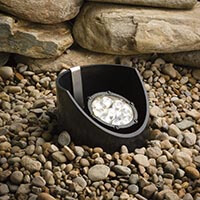 Low voltage landscaping well lights